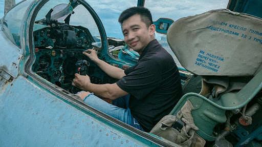100 Tỷ banner