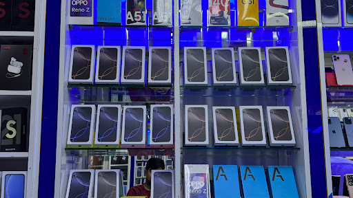 Akheeer Mobiles banner