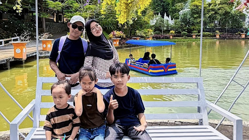 Vlog Sadulur banner