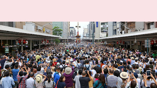京都新聞 banner