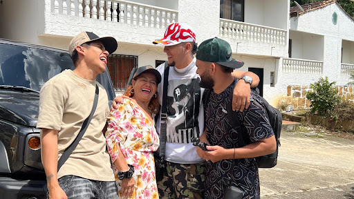 Los primos banner