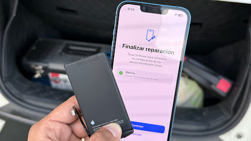 Reparación iPhone a domicilio  banner