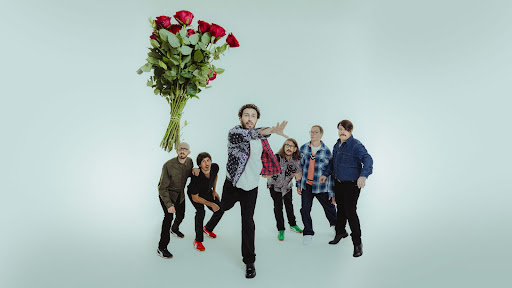 PinguiniVEVO banner