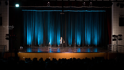 Vivek Samtani banner