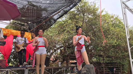 อีสานม่วนชื่นบ้านมา banner