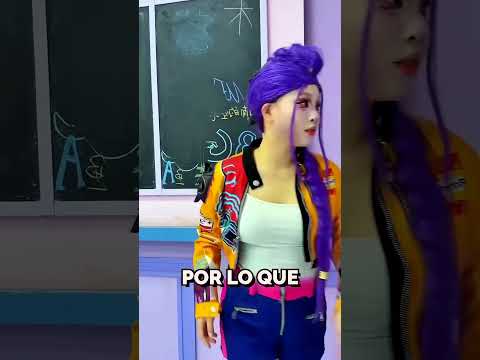 Esta Profesora fue más Inteligente que los Estudiantes 😂🐍 thumbnail