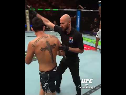 A POWERFUL finish for Dias! #ufcmacau thumbnail