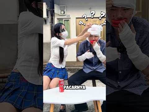 Lagi ambil semangka diatas rumah malah bikin ketawa? thumbnail