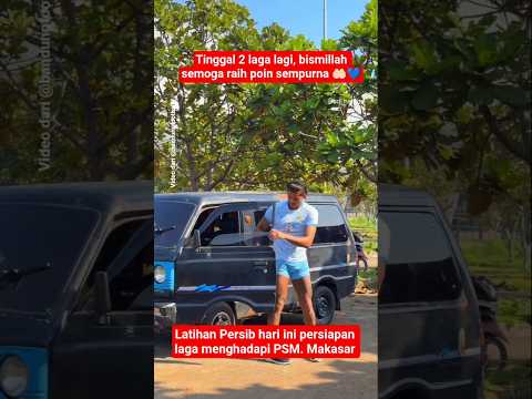 Momen latihan Persib siang ini. Ramon naik mobil butut sedangkan Adam Alis jadi naga ? thumbnail