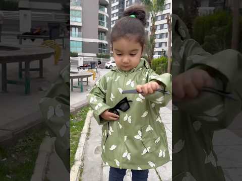 Gözlüğümü ÇITTTT diye kırı verdi🥲❗️ #aboneolmayiunutmayin #keşfetbeniöneçıkar #kesfeteyyiz #funny thumbnail