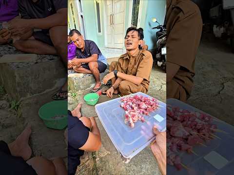 sate ngokngok mau di bawa kabur eh gadibolehin🤣🤣🤣🤣 thumbnail