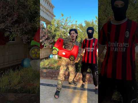 الحرامي سرق القطار وصدمة 😱 عمو الشرطي مسكه !!! thumbnail