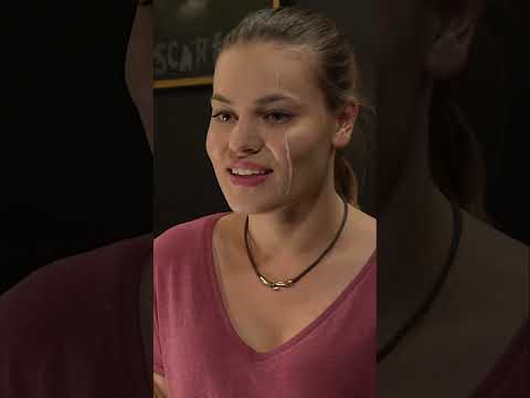 Iwona zerwała z Irkiem przez telefon! | 19+ #shorts thumbnail