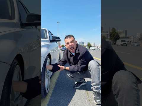 Elim Arabanın Jantına Sıkıştı #shorts thumbnail