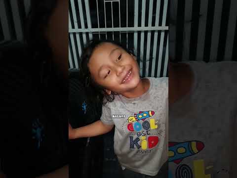 Siapa Yg Prnah Dimarahin Mama Trlambat Plang? Mama Ara Kaget Dedek Naik Pagar Plg Telat. Jgn G Baik? thumbnail