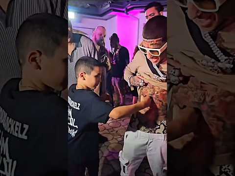Niño de 10 Años NOQUEA al Tipo de Island Boys ?? (Cc: @Nyquil_Nickelz) thumbnail