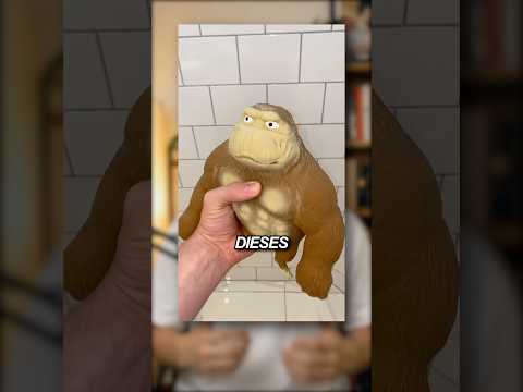 Dieser Affe ist unzerstörbar 😳 thumbnail