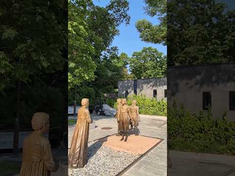 대한민국 서울 남산공원에 있는 3.1운동 100주년 기념 사업 #일본군위안부피해자기림비 #김학순할머니 #위안부기림비 #안중태tv  #shorts thumbnail