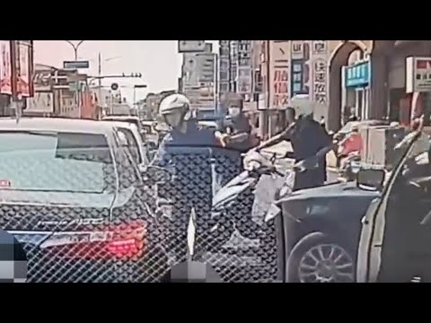雲林強盜犯竄府城！警察路中逮強盜犯 thumbnail
