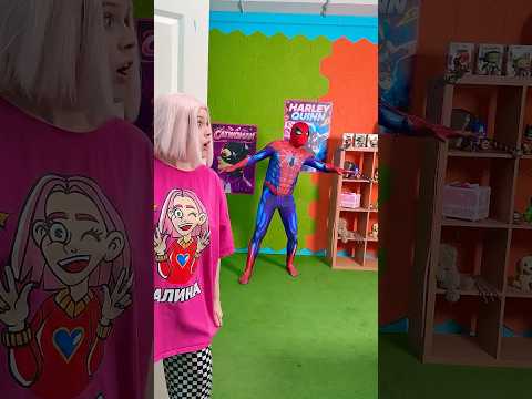 Человек Паук у меня дома 😱 thumbnail