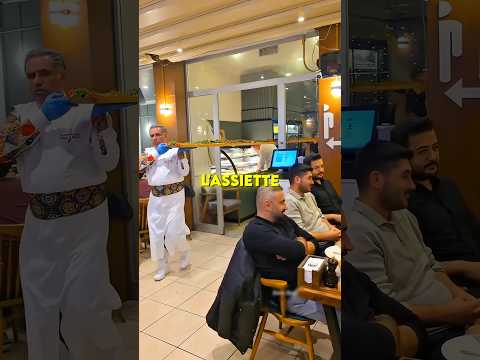 🍽️ Il commande l’assiette la plus grande du restaurant thumbnail