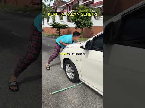 KERETA JALAN SENDIRI😱😱 thumbnail