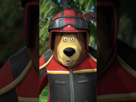 ¡Vaya cambio! 😲💥 #Shorts #mashayelosocastellano #Girorepentino #mashabear #kids #cartoon thumbnail