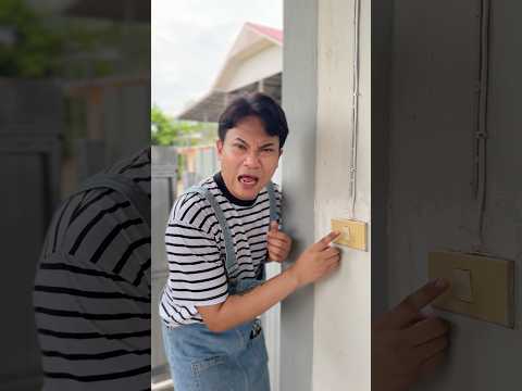 ปิดไฟแล้วน่ะ #ตลก #โบ๊ะบ๊ะshorts #พี่นาว thumbnail