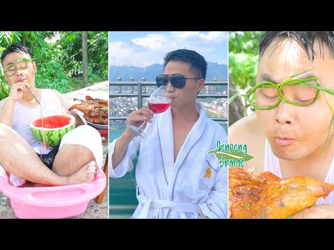 How The Rich Take a Vacation? || TikTok Funny Mukbang || Songsong and Ermao #Shorts thumbnail