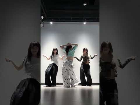 Copines - Aya Nakamura | Dance Trend Viral Tiktok Dance thumbnail
