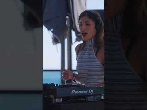 @Raphimusic dropping her latest release ‘Mine Forever’ during the Spinnin’ Deep Ibiza special 🌴 thumbnail