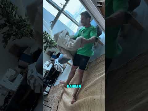 Manusia Asli atau Patung? ? thumbnail