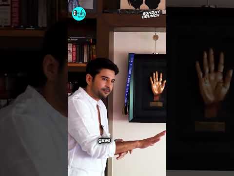 Wait Till You See! What A Fan Gifted Rajeev Khandelwal! #rajeevkhandelwal #fan #gift thumbnail