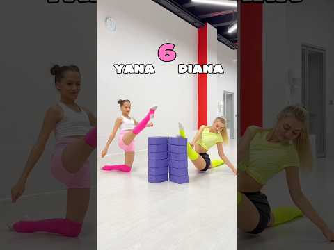 Choose Your Winner ?✌️ #flexibility #familyfirst @Belitskay thumbnail