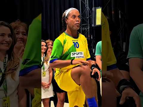 Age 45 Ronaldinho Skills King Football 🔥😱 thumbnail