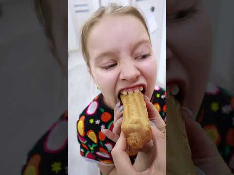 Delicious eclair ?? Tiktomiki short video thumbnail