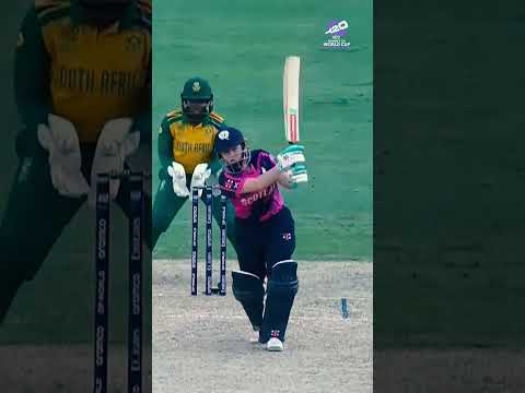 Stunning Sune Luus 🤯 #T20WorldCup thumbnail