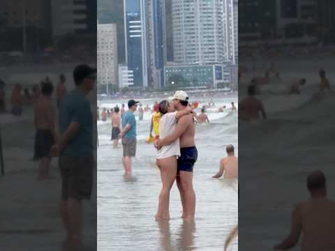 🇧🇷 Balneário Camboriú Beach An Amazing Day thumbnail