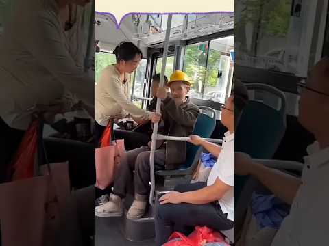 Passing meats, passing kindness. #shortvideo,#kindness,#help,#love thumbnail
