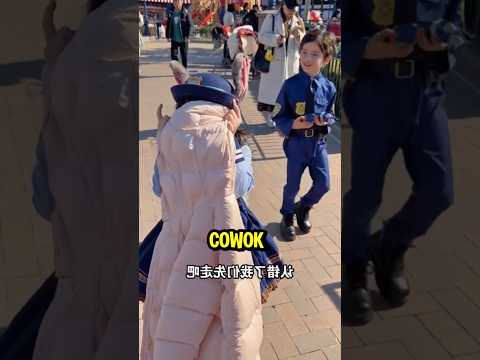 Cewek Ini Langsung Salting Setelah Ketemu Cowok Ini di Disneyland, Endingnya Gemas! #viral#trending thumbnail