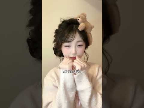 cô gái này làm cách nào mà đồng xu có thể biến mất được thumbnail