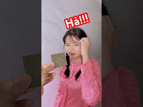 Tư duy ngược về chiếc móc dán tường thumbnail