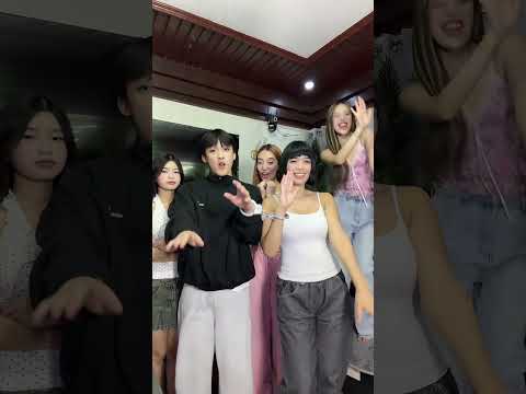 Ginawa na ng mag bff ang handcuff challenge?? thumbnail