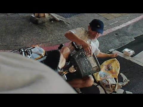 【車禍影片】待撞區沒錯，但不是這個撞法（2026.05.21 臺北市文山區羅斯福路六段與景仁街口 thumbnail