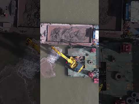 #dredging #excavator #digger #construction #komatsu #heavyequipment thumbnail