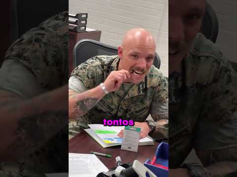 ¿Por qué los marines comen crayones? 😯👀 thumbnail