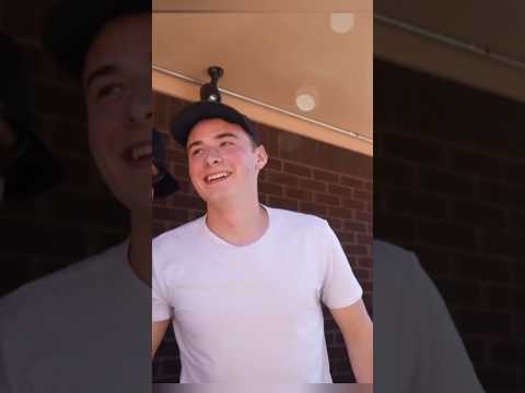 Tytuł: Najbardziej Sprytna Gra w Chowanego 😱🏆#shortvideo #viral thumbnail