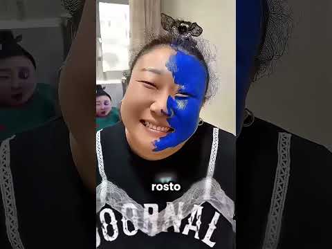 Meus pais pintaram o meu rosto sem eu perceber 😱😂 thumbnail