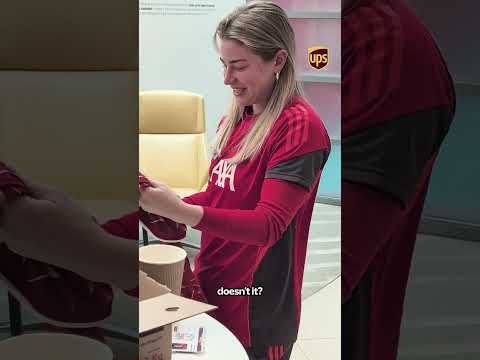 Unboxing the new home shirt with @UPS  📦 thumbnail