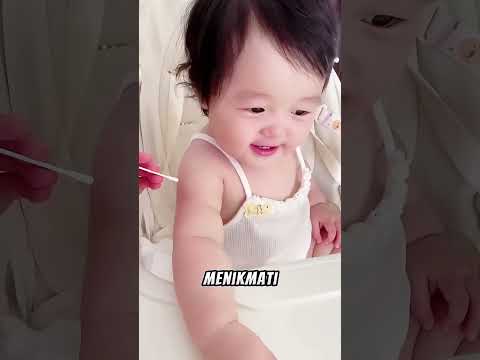 Cara Jenius Ibu Ini Membuat Putrinya Tidak Takut Suntikan! 😱💉❤️ #shortsviral thumbnail
